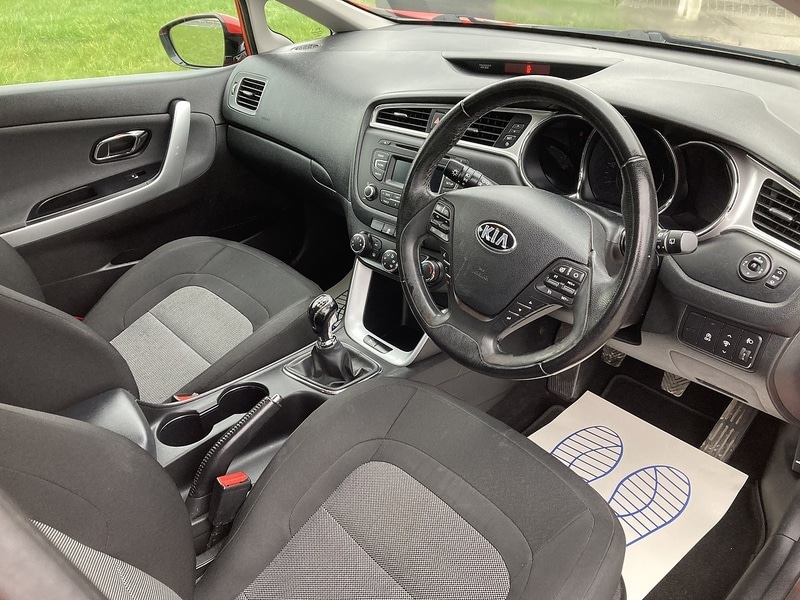 Used Kia Ceed 2015 for sale - 77367836: Photo 12