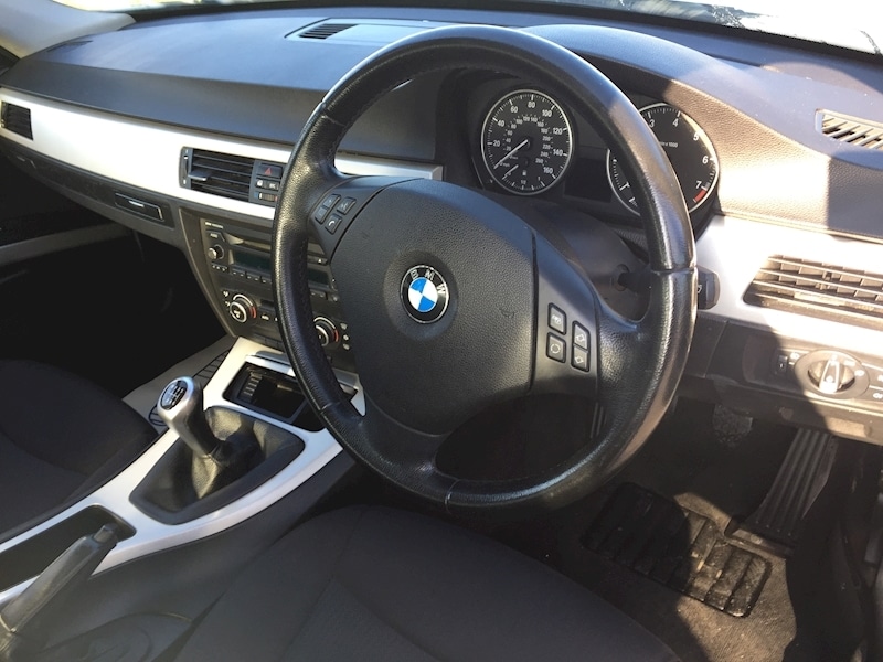 Used BMW 3 Series 2009 for sale - 77378046: Photo 2