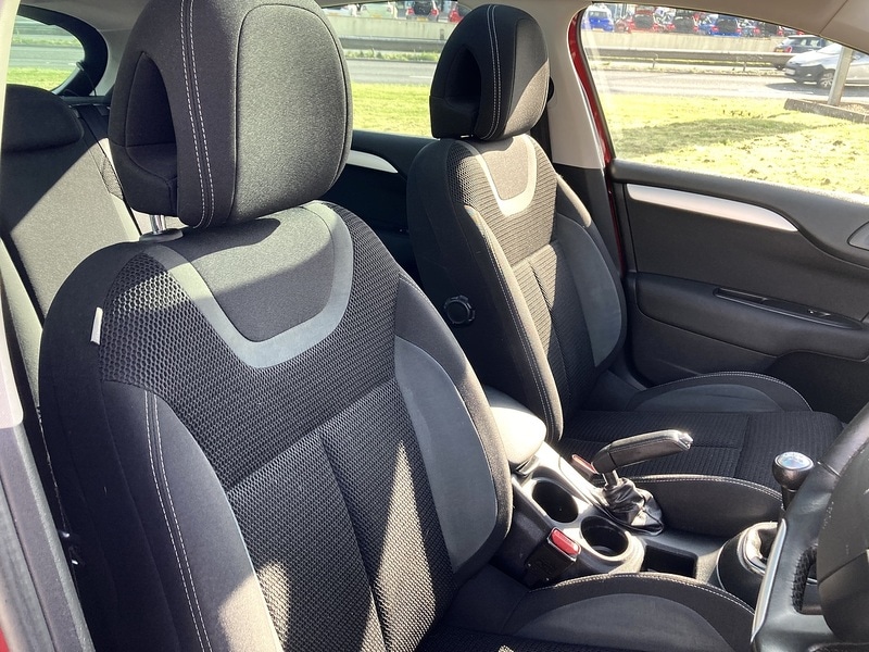 Used Citroen C4 2013 for sale - 77968063: Photo 3