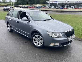 Used Skoda Superb 2012 for sale - 79435342: Photo