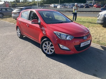 Used Hyundai i20 2014 for sale - 79458544: Photo