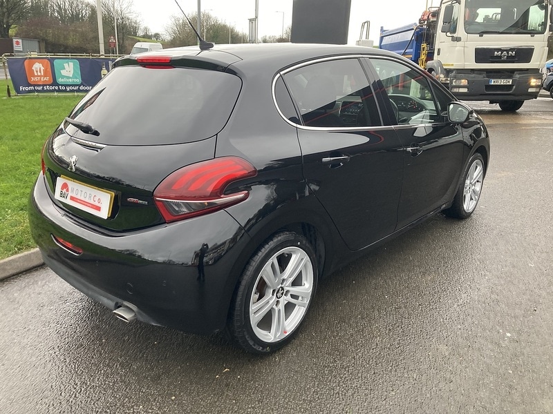 Used Peugeot 208 2019 for sale - 77543595: Photo 18