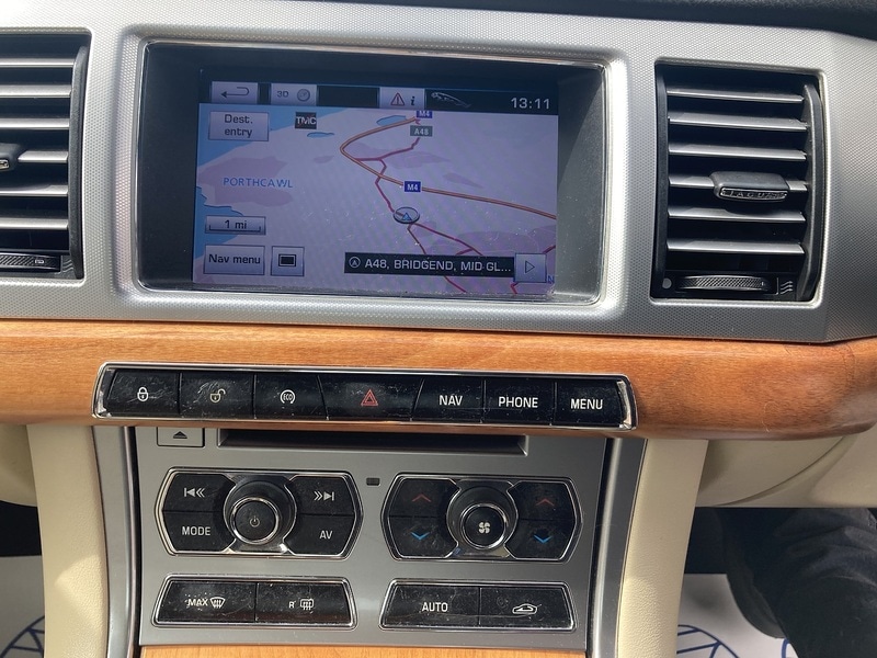 Used Jaguar XF 2012 for sale - 78201334: Photo 14