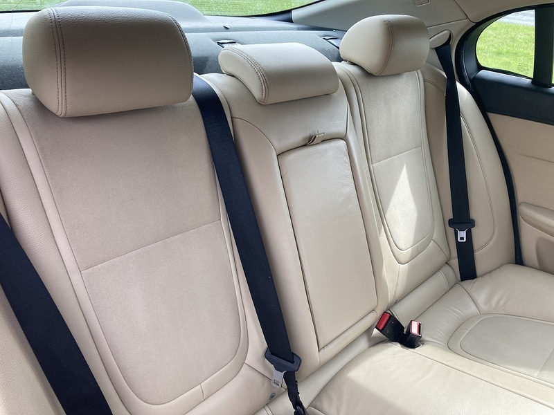 Used Jaguar XF 2012 for sale - 78201334: Photo 4