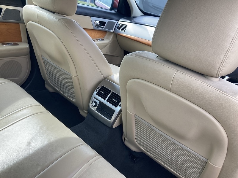 Used Jaguar XF 2012 for sale - 78201334: Photo 5