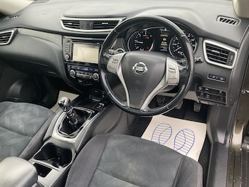 Used Nissan X-Trail 2015 for sale - 77693905: Photo