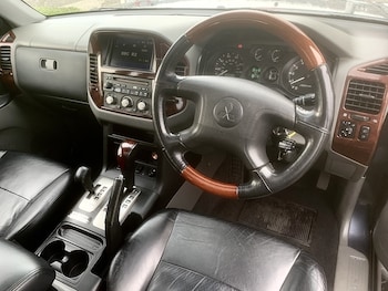 Used Mitsubishi Shogun 2006 for sale - 77490713: Photo