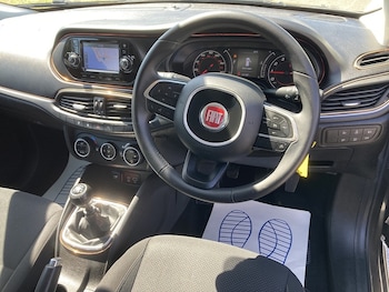 Used Fiat Tipo 2017 for sale - 79435552: Photo