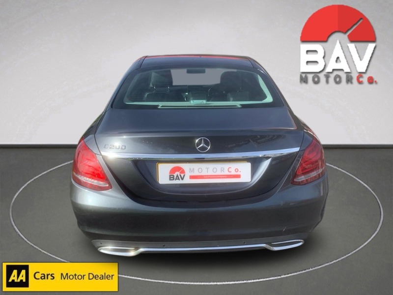 Used Mercedes-Benz C Class 2015 for sale - 77367808: Photo 6