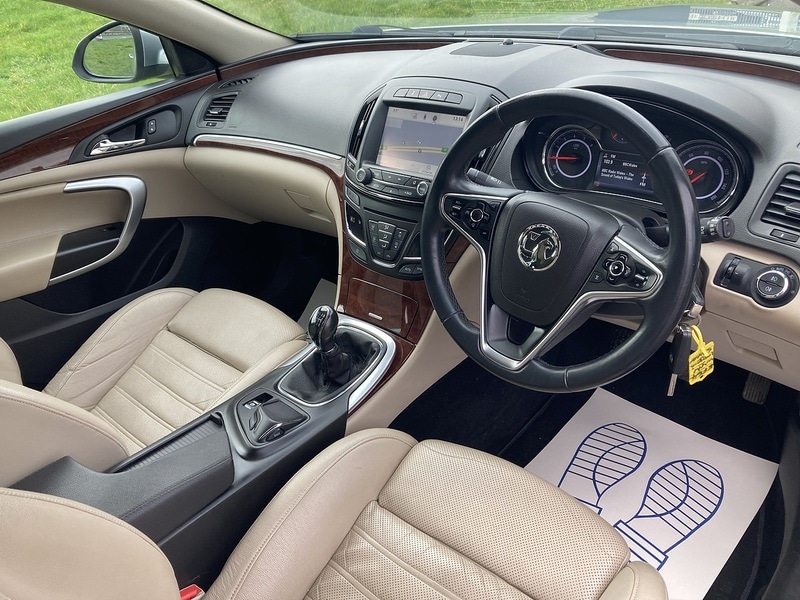 Used Vauxhall Insignia 2015 for sale - 77521669: Photo 2
