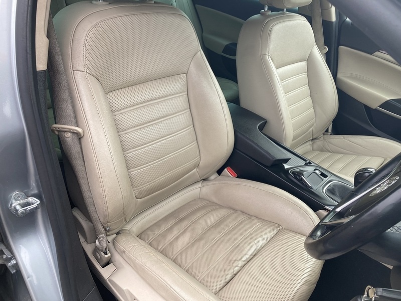Used Vauxhall Insignia 2015 for sale - 77521669: Photo 3