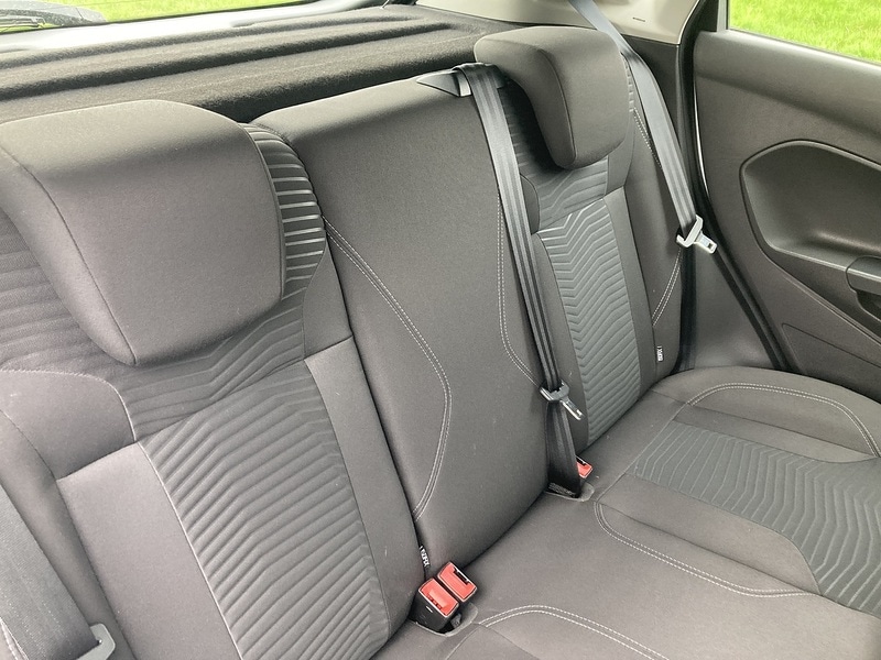 Used Ford Fiesta 2015 for sale - 77760609: Photo 4