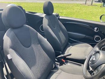 Used MINI Convertible 2011 for sale - 79019077: Photo