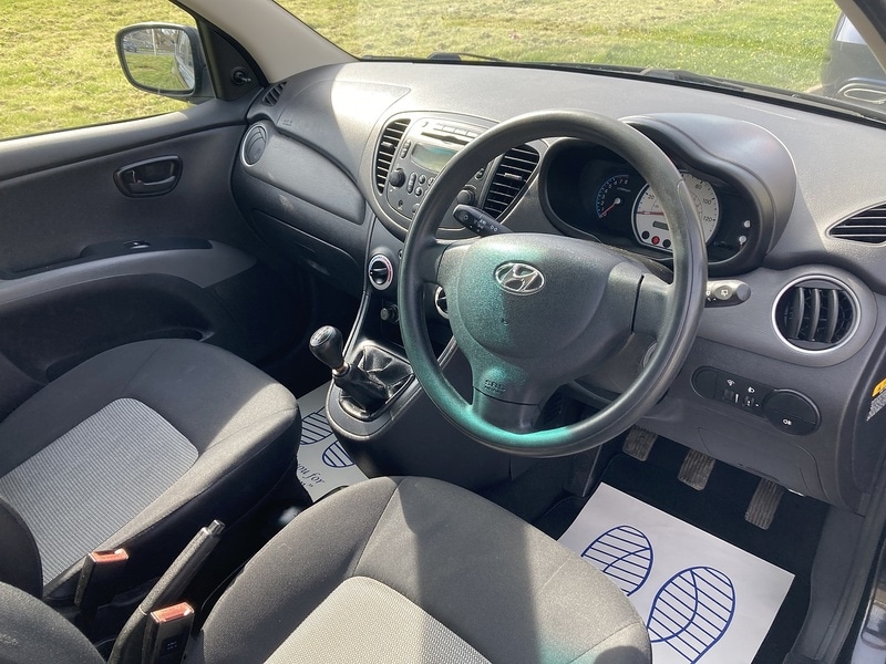 Used Hyundai i10 2010 for sale - 77968058: Photo 2