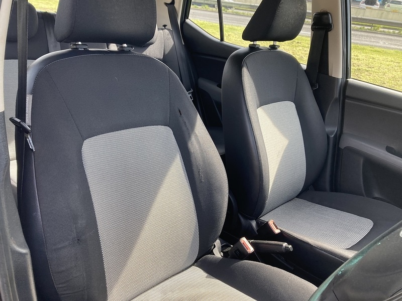 Used Hyundai i10 2010 for sale - 77968058: Photo 3