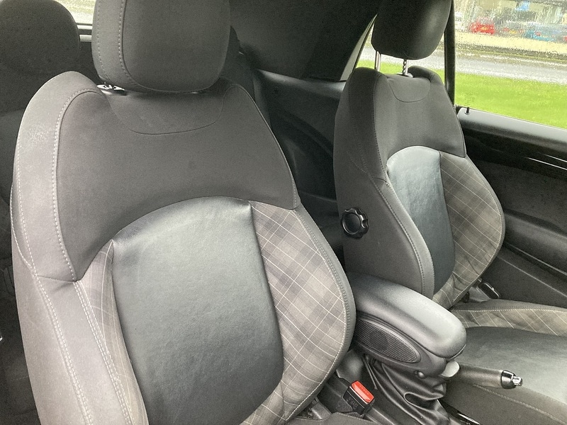 Used MINI Convertible 2016 for sale - 77367814: Photo 17