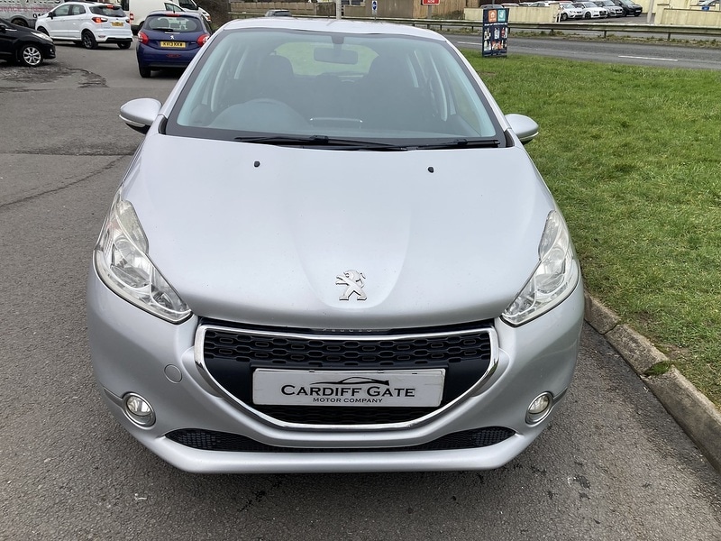 Used Peugeot 208 2015 for sale - 77378089: Photo 12