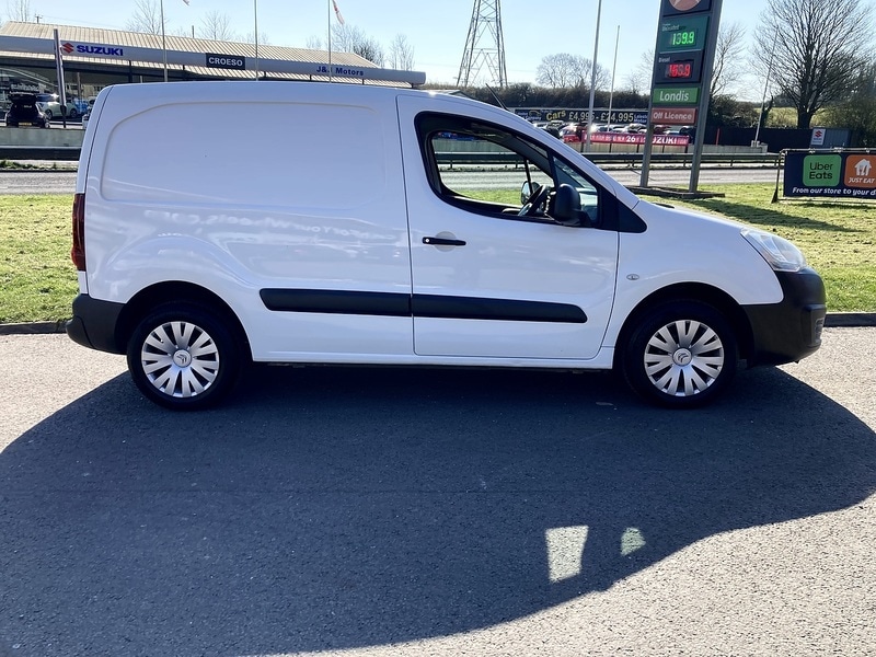 Used Citroen Berlingo 2017 for sale - 77953531: Photo 4
