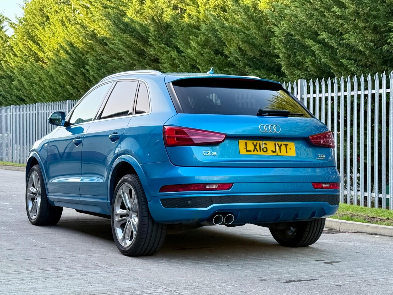 Used Audi Q3 2016 for sale - 76787807: Photo 2