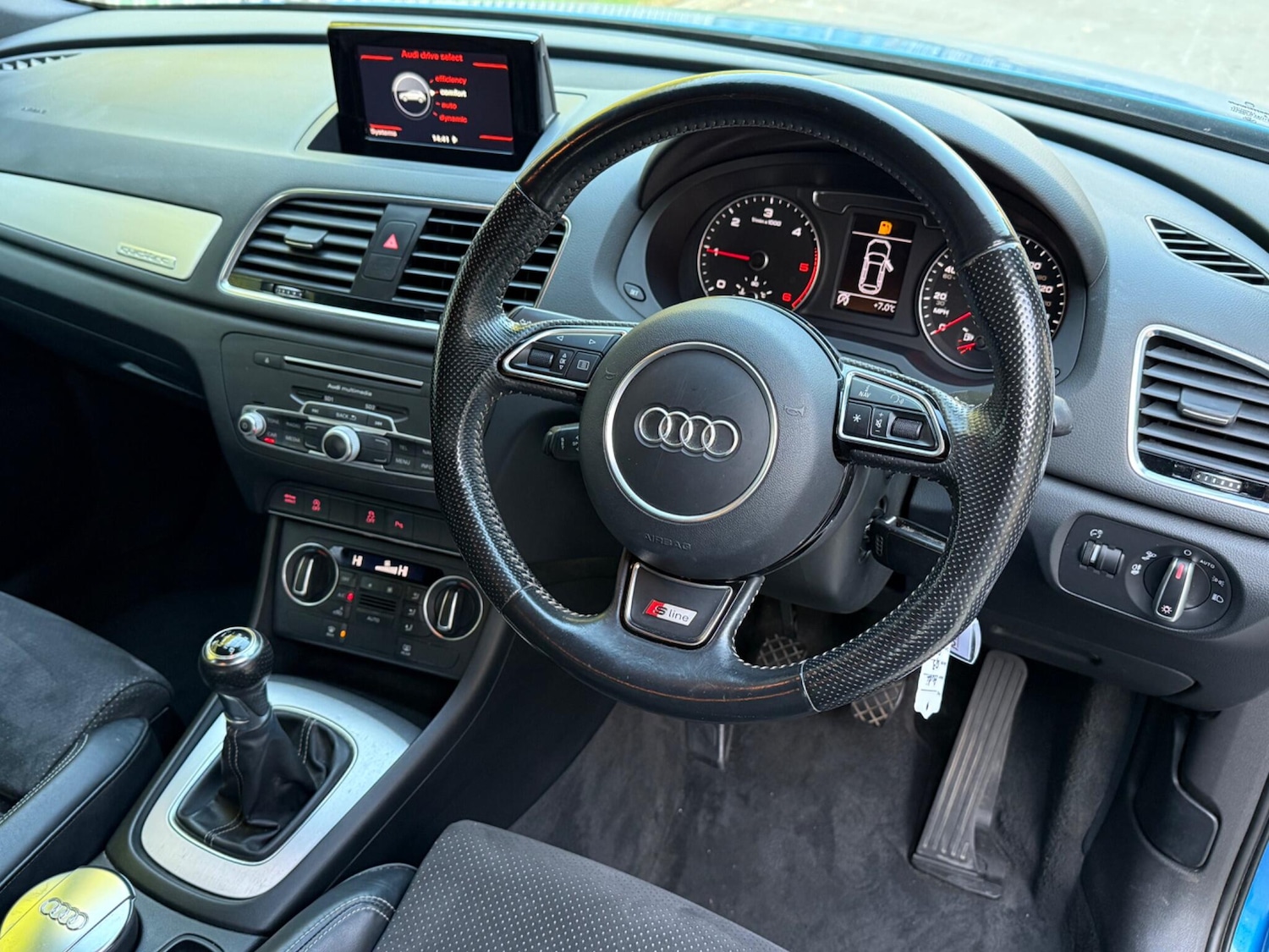 Used Audi Q3 2016 for sale - 76787807: Photo 3