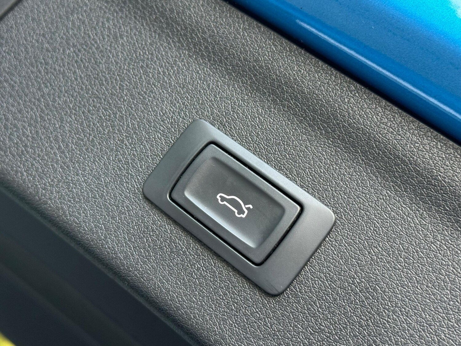 Used Audi Q3 2016 for sale - 76787807: Photo 35