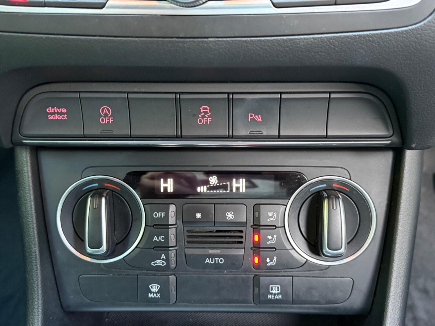 Used Audi Q3 2016 for sale - 76787807: Photo 37