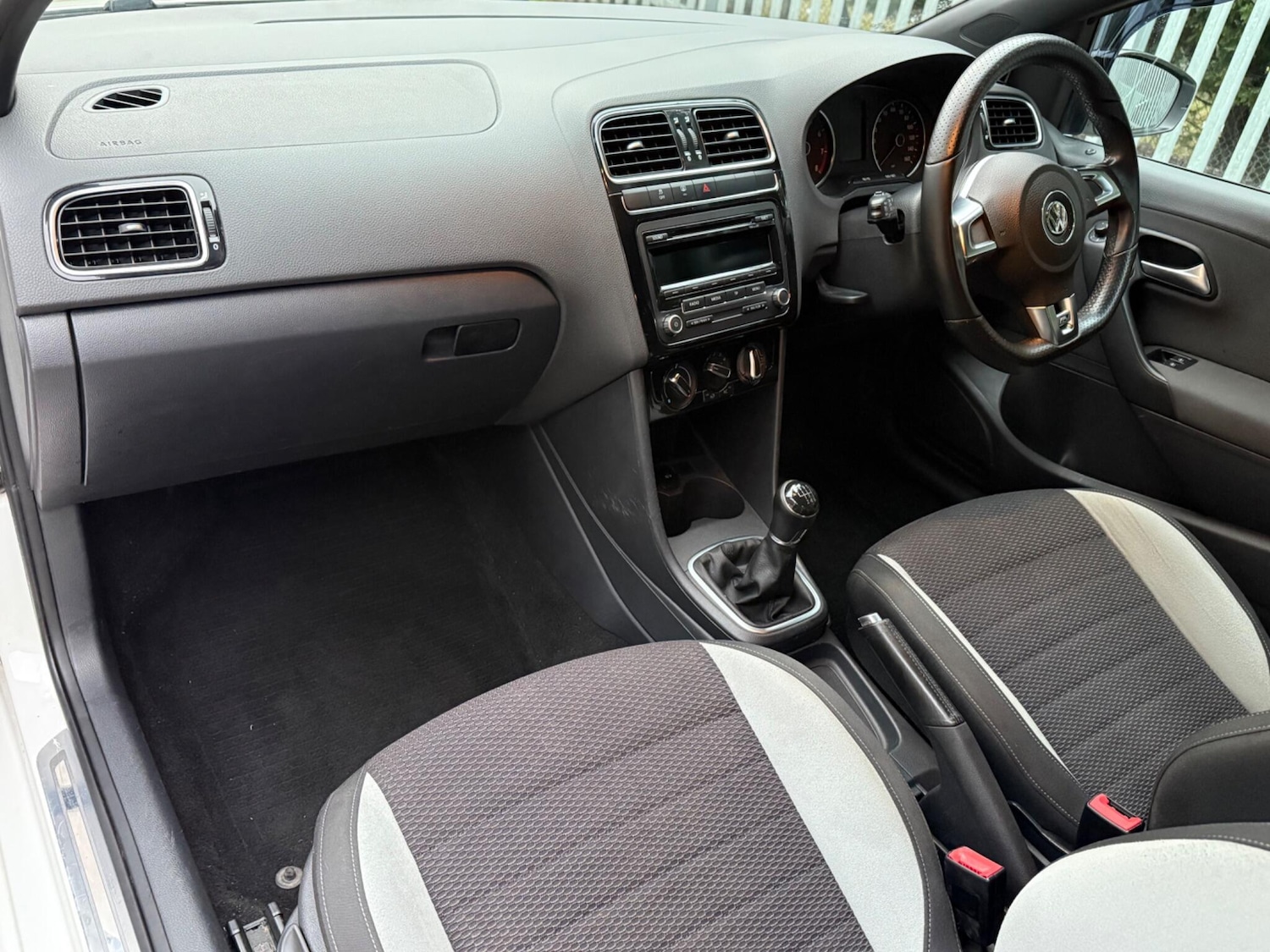 Used Volkswagen Polo 2014 for sale - 77057183: Photo 23