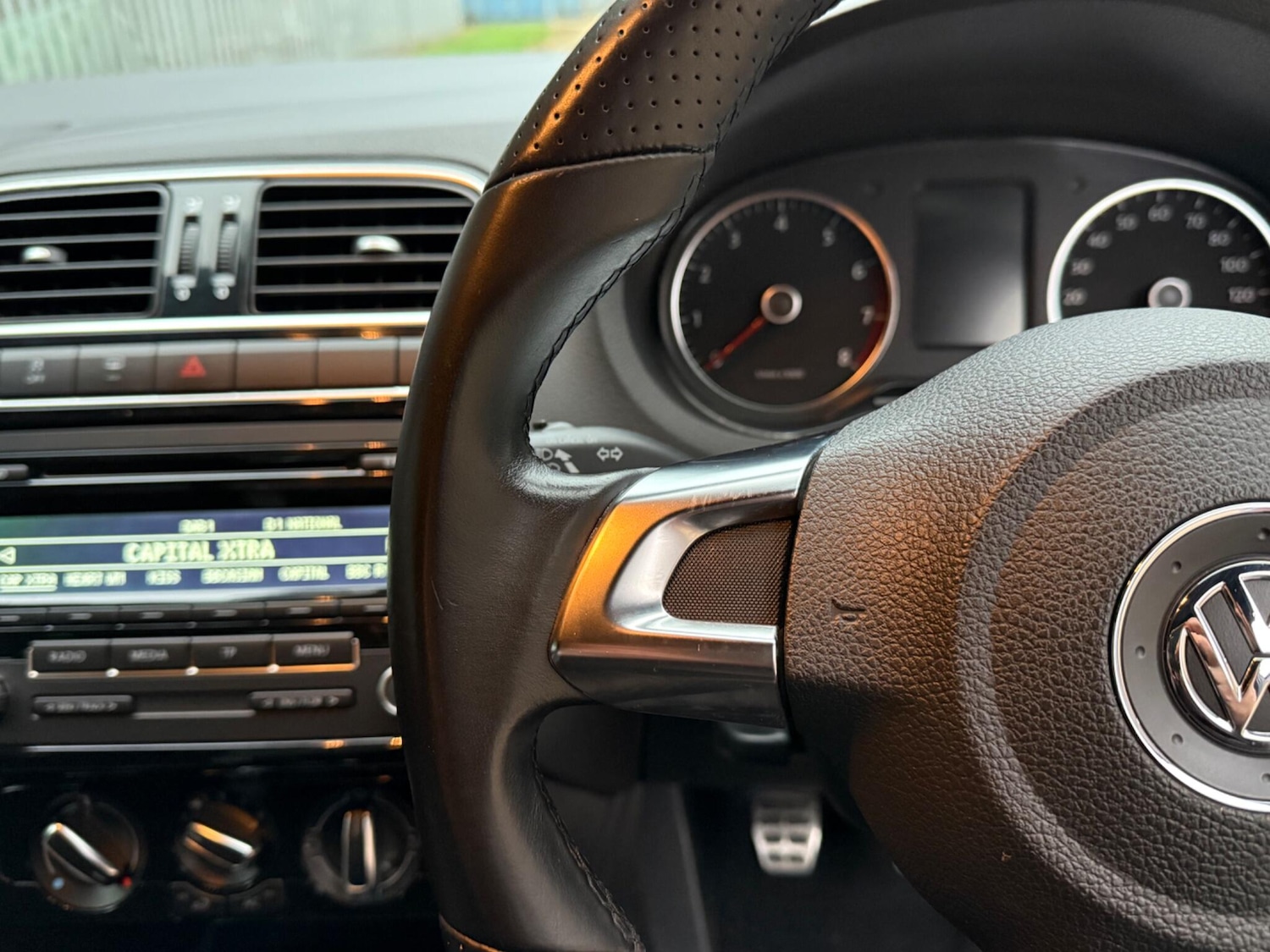 Used Volkswagen Polo 2014 for sale - 77057183: Photo 30