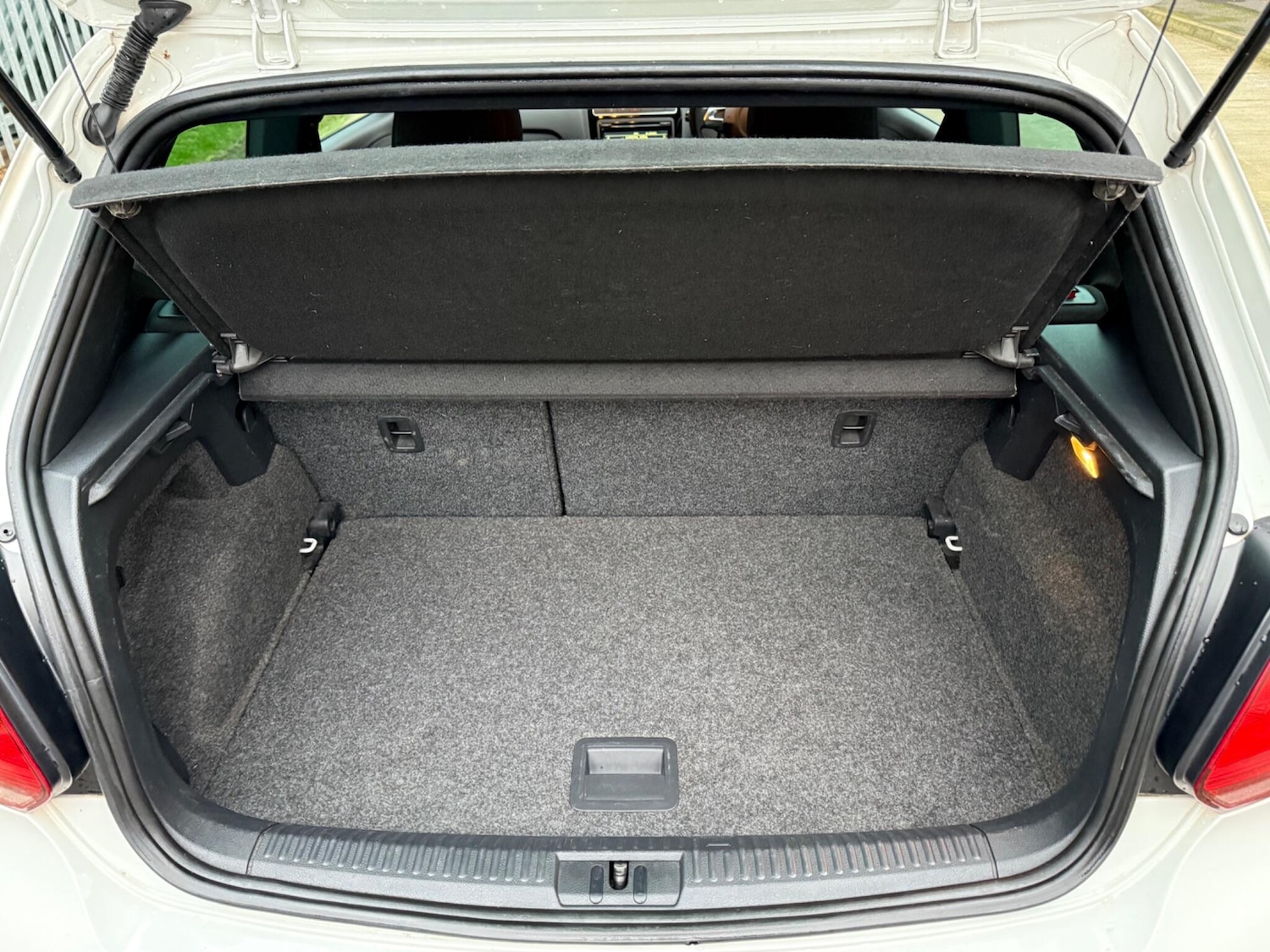 Used Volkswagen Polo 2014 for sale - 77057183: Photo 37