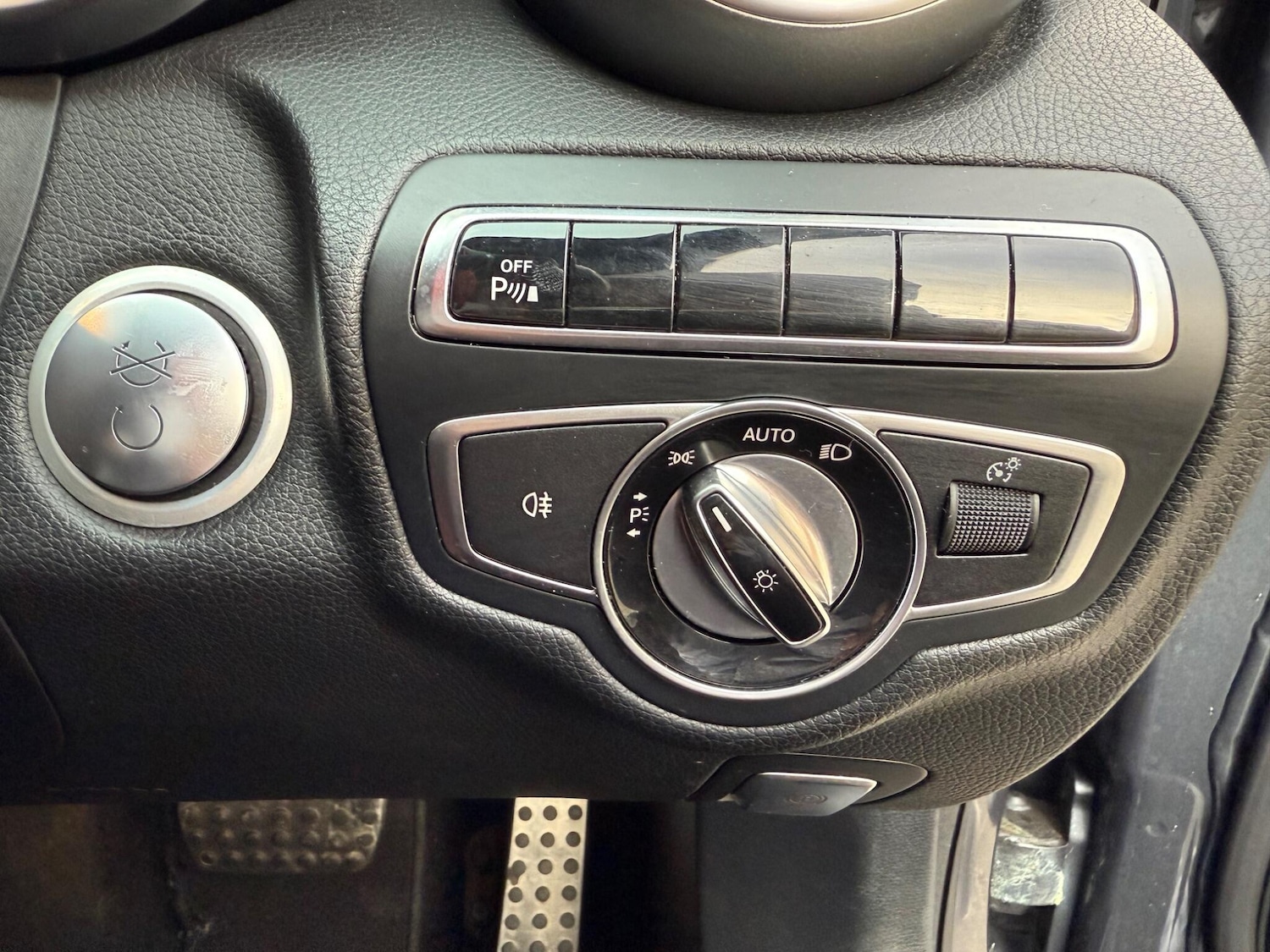 Used Mercedes-Benz C Class 2015 for sale - 77081432: Photo 33