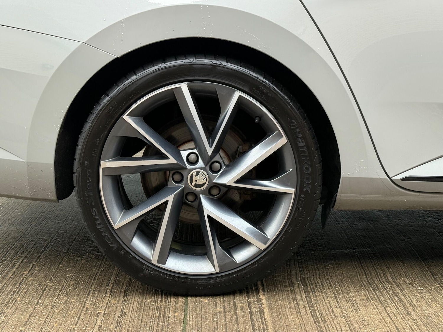 Used Skoda Superb 2019 for sale - 77143499: Photo 18