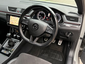 Used Skoda Superb 2019 for sale - 77143499: Photo