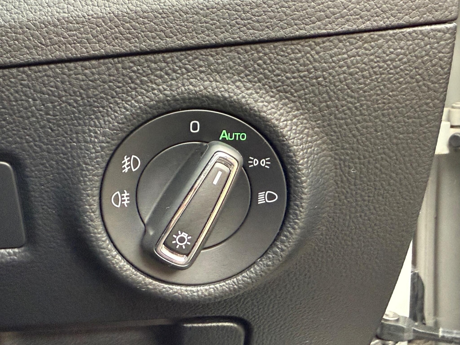 Used Skoda Superb 2019 for sale - 77143499: Photo 41