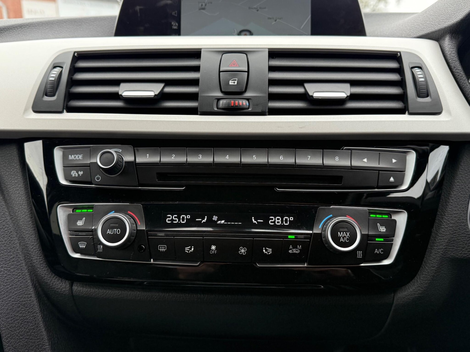 Used BMW 3 Series 2018 for sale - 76926451: Photo 14