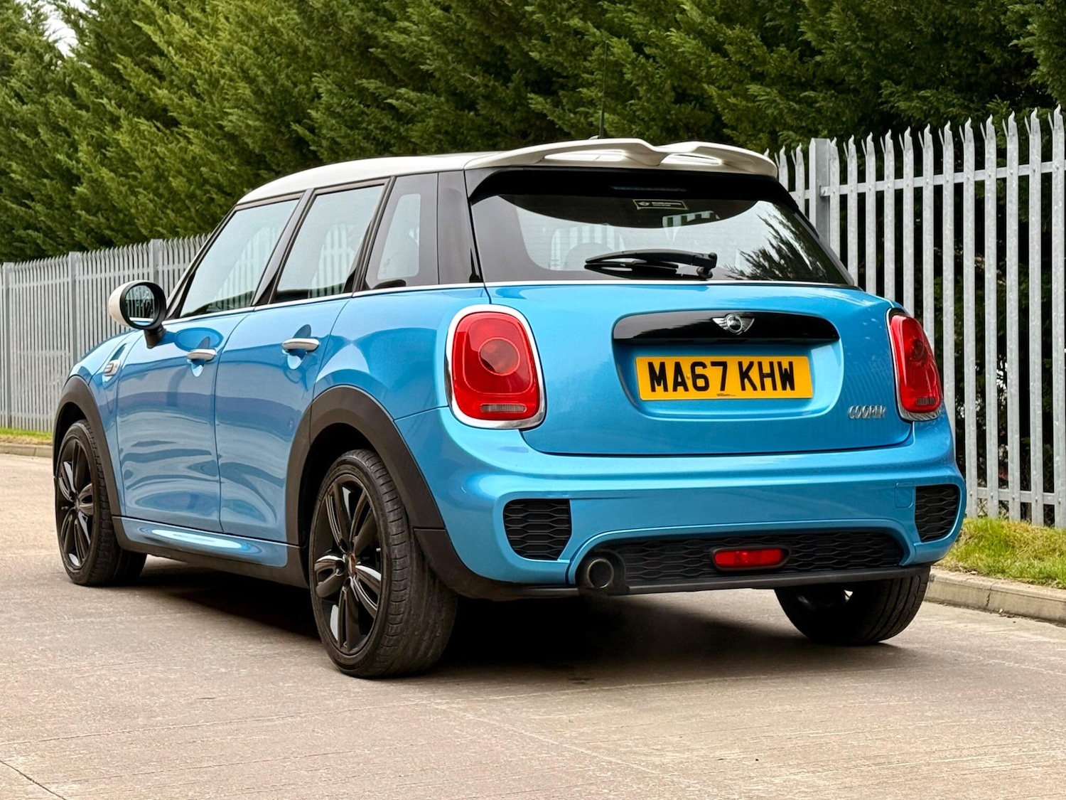 Used MINI Hatch 2017 for sale - 77074760: Photo 2