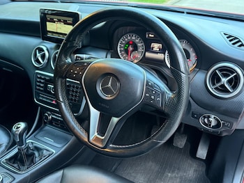 Used Mercedes-Benz A-Class 2015 for sale - 76899341: Photo