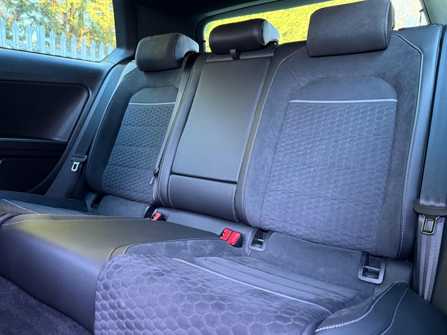 Used Volkswagen Golf 2017 for sale - 77131021: Photo 24