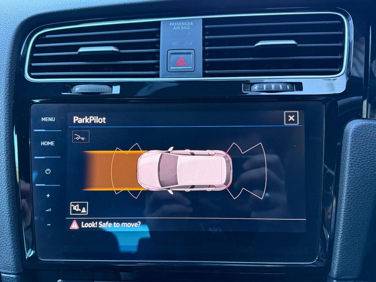 Used Volkswagen Golf 2017 for sale - 77131021: Photo 32