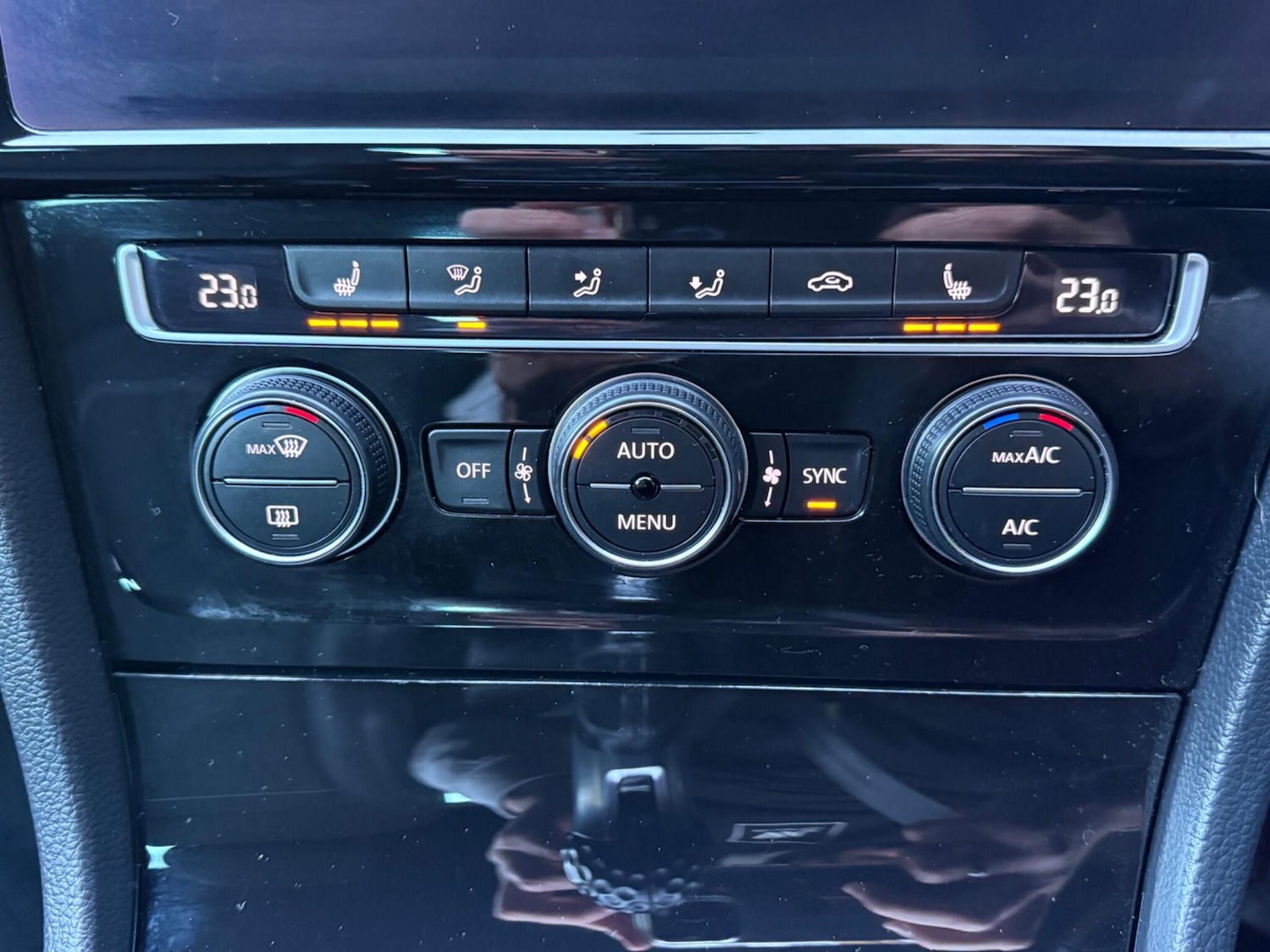 Used Volkswagen Golf 2017 for sale - 77131021: Photo 35