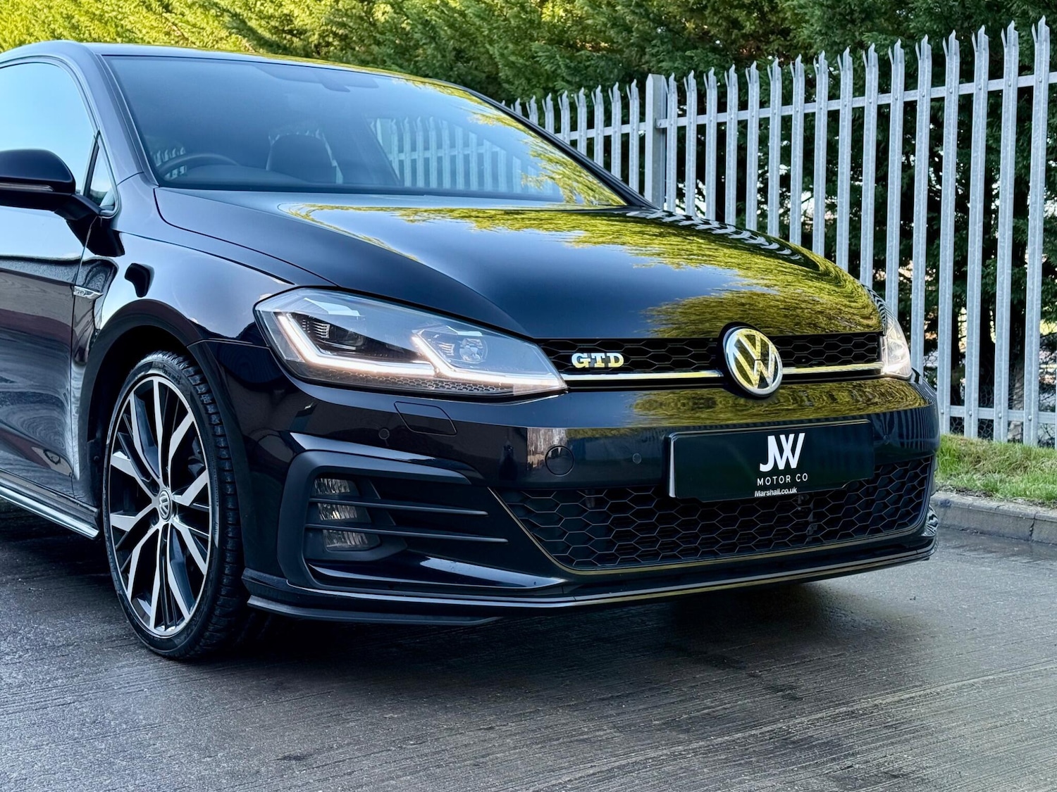 Used Volkswagen Golf 2017 for sale - 77131021: Photo 5