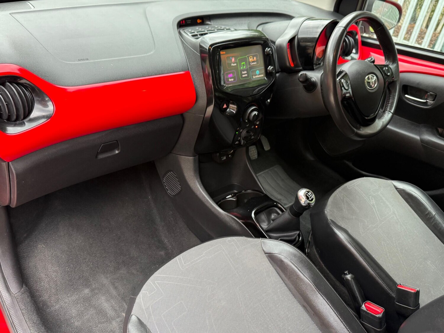 Used Toyota AYGO 2015 for sale - 76787806: Photo 23