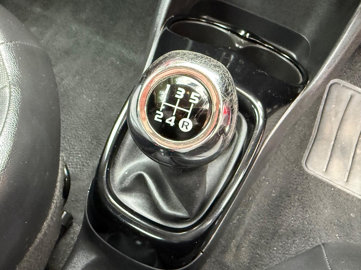 Used Toyota AYGO 2015 for sale - 76787806: Photo 29