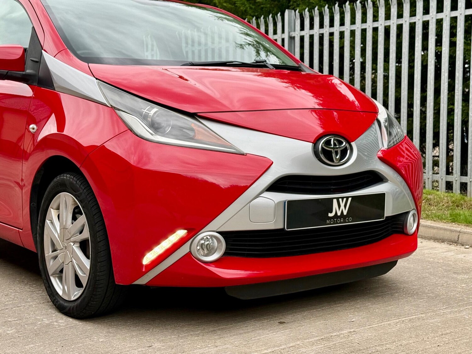 Used Toyota AYGO 2015 for sale - 76787806: Photo 8