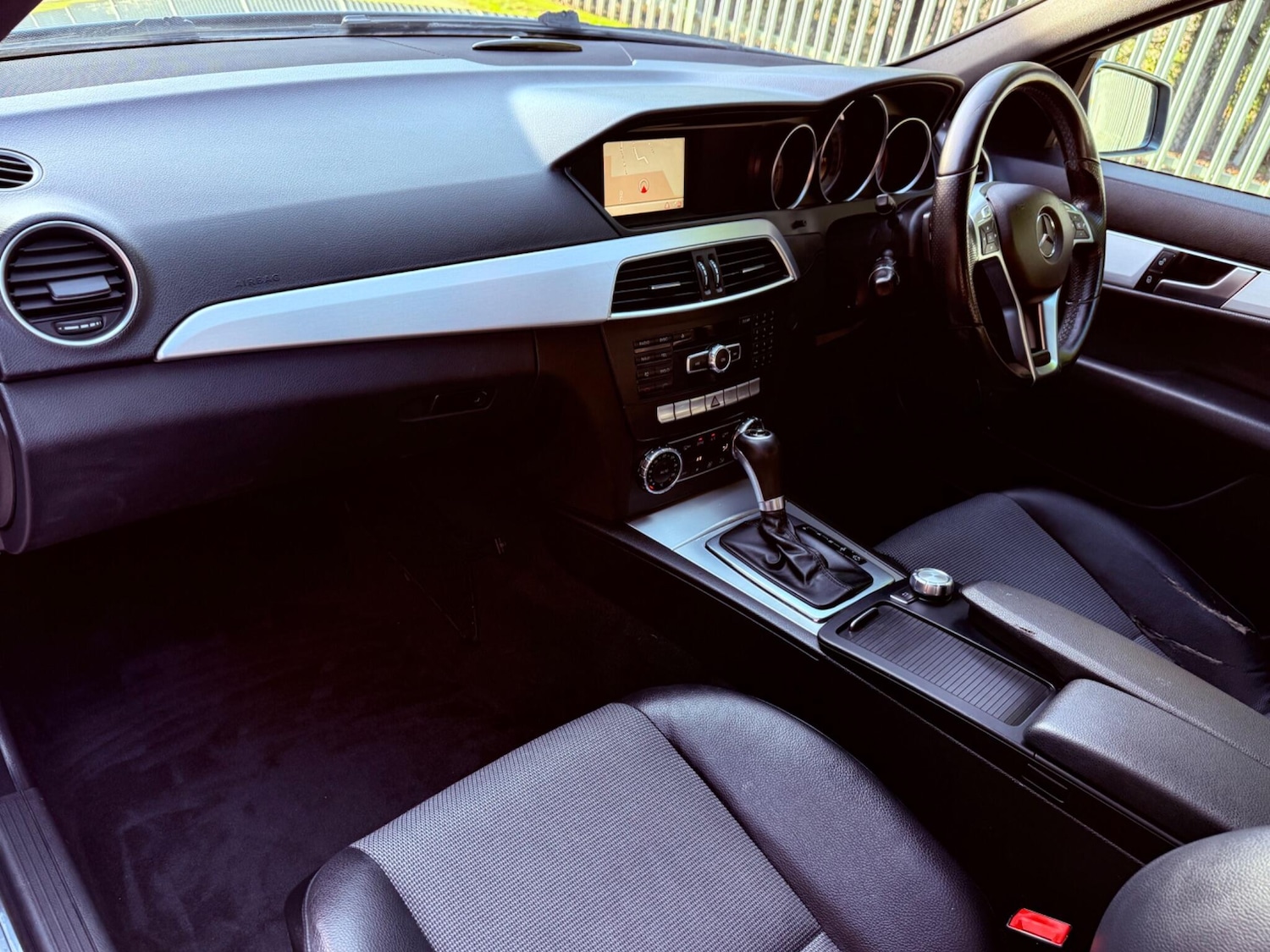 Used Mercedes-Benz C Class 2012 for sale - 76786518: Photo 19