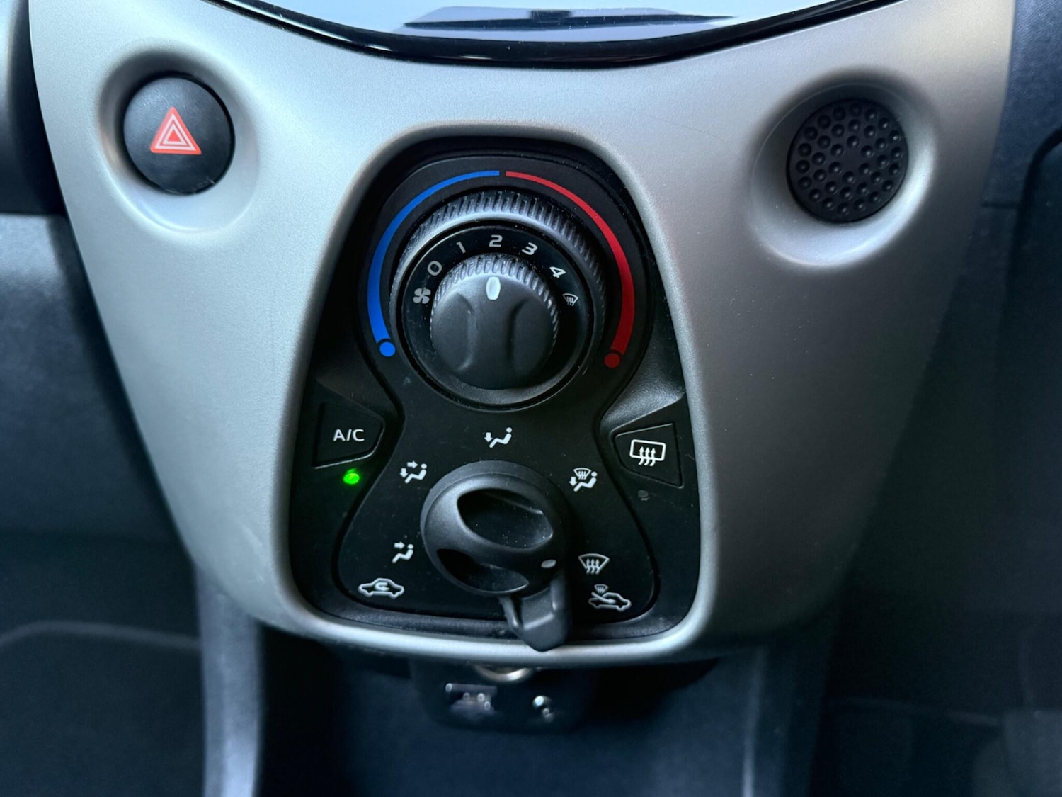 Used Citroen C1 2014 for sale - 77163360: Photo 31