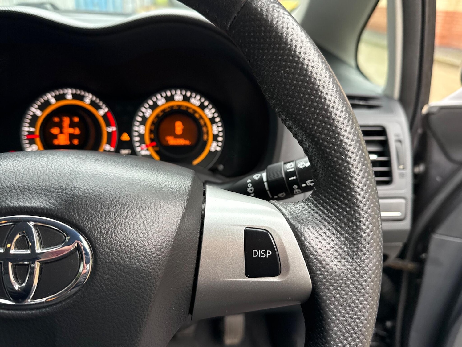 Used Toyota Auris 2010 for sale - 77143847: Photo 26