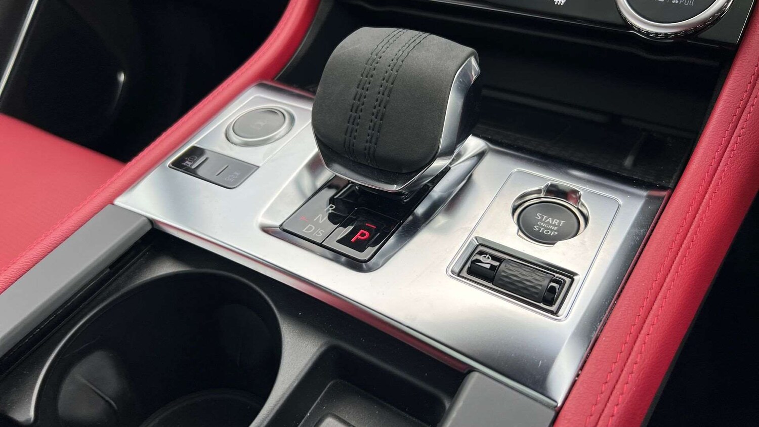 Used Jaguar F-Pace 2024 for sale - 76460363: Photo 13