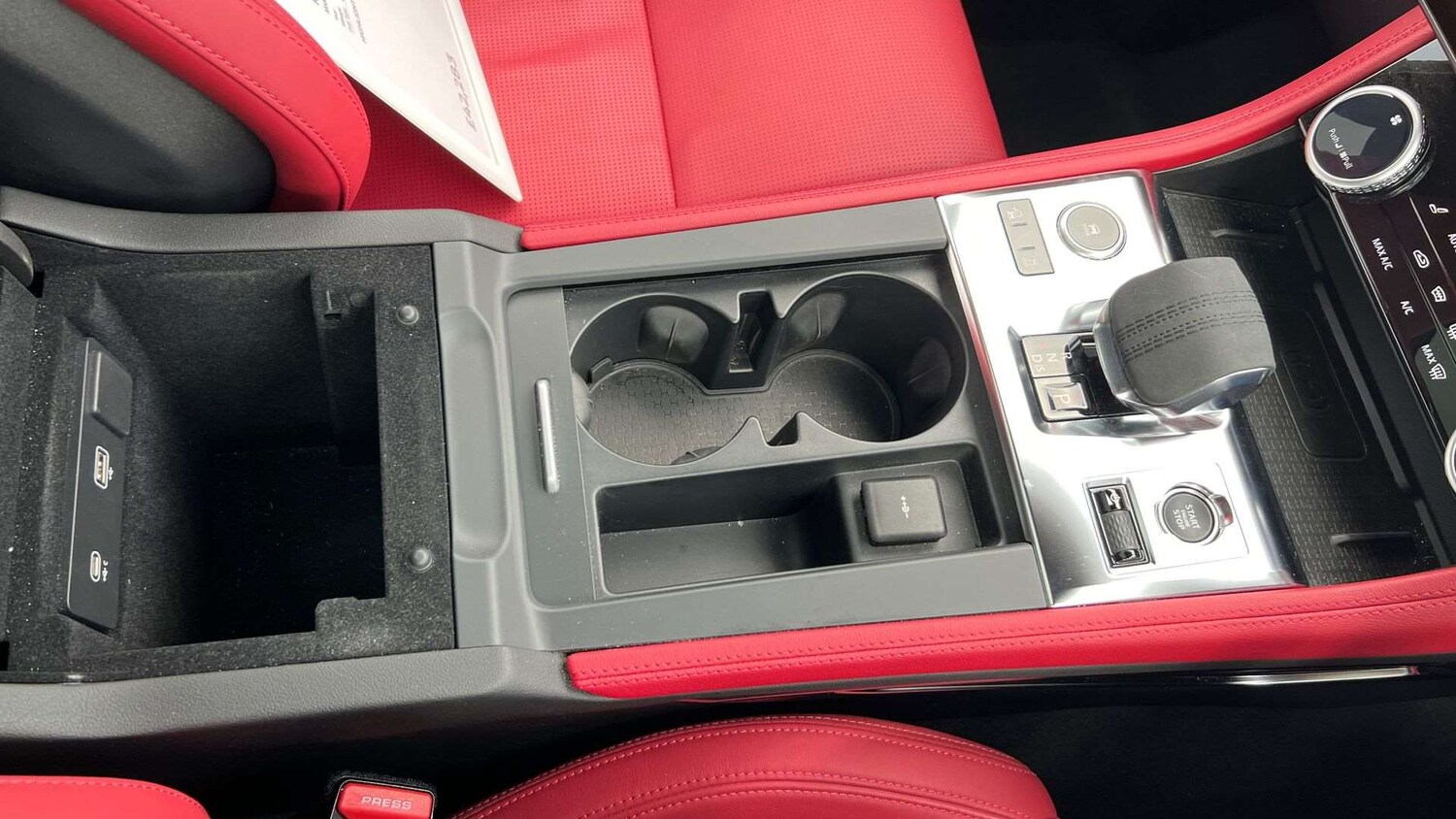 Used Jaguar F-Pace 2024 for sale - 76460363: Photo 31