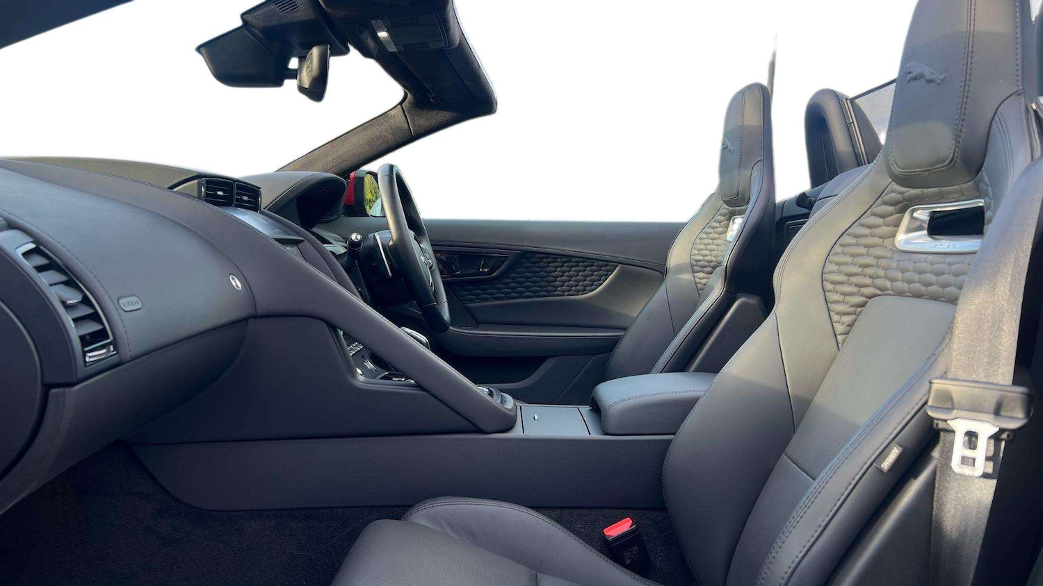 Used Jaguar F-Type 2023 for sale - 77787154: Photo 3