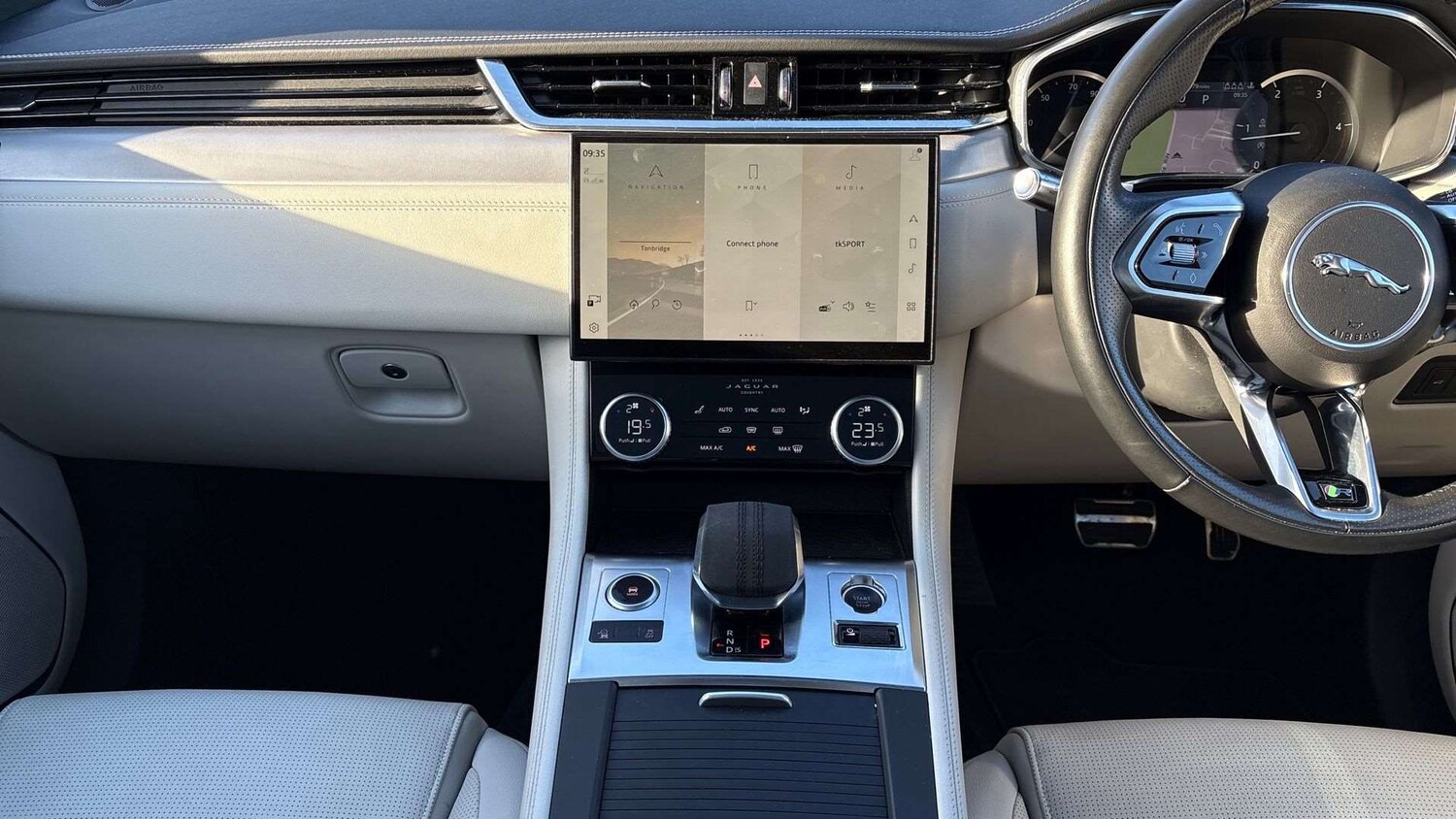 Used Jaguar F-Pace 2022 for sale - 77500288: Photo 14